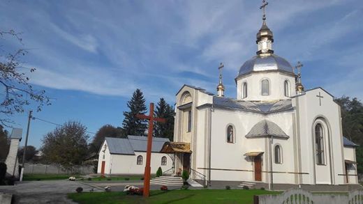 Церква Покрови Пресвятої Богородиці (с. Ріпнів, Львівська область)